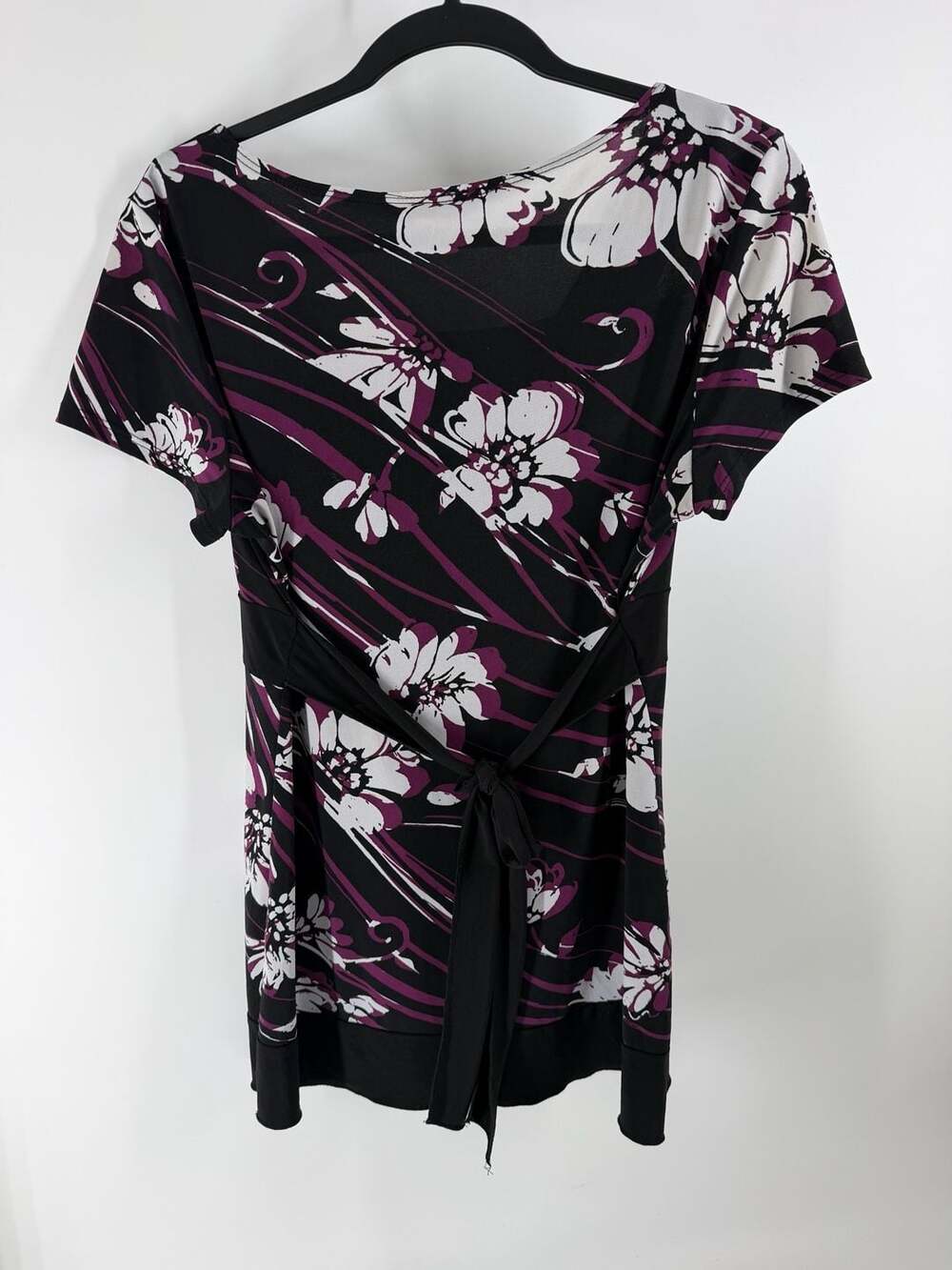 Perception Concept Top Size L Black White Purple Floral Waist Tie